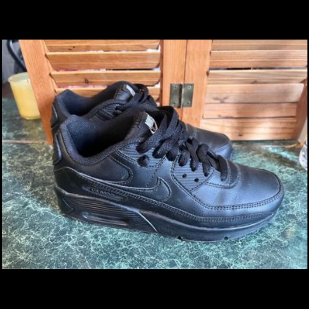 Big kids Nike Air max